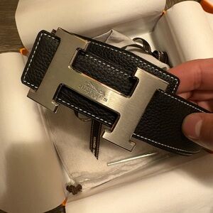 Black Leather Men's Belt. Hermes’